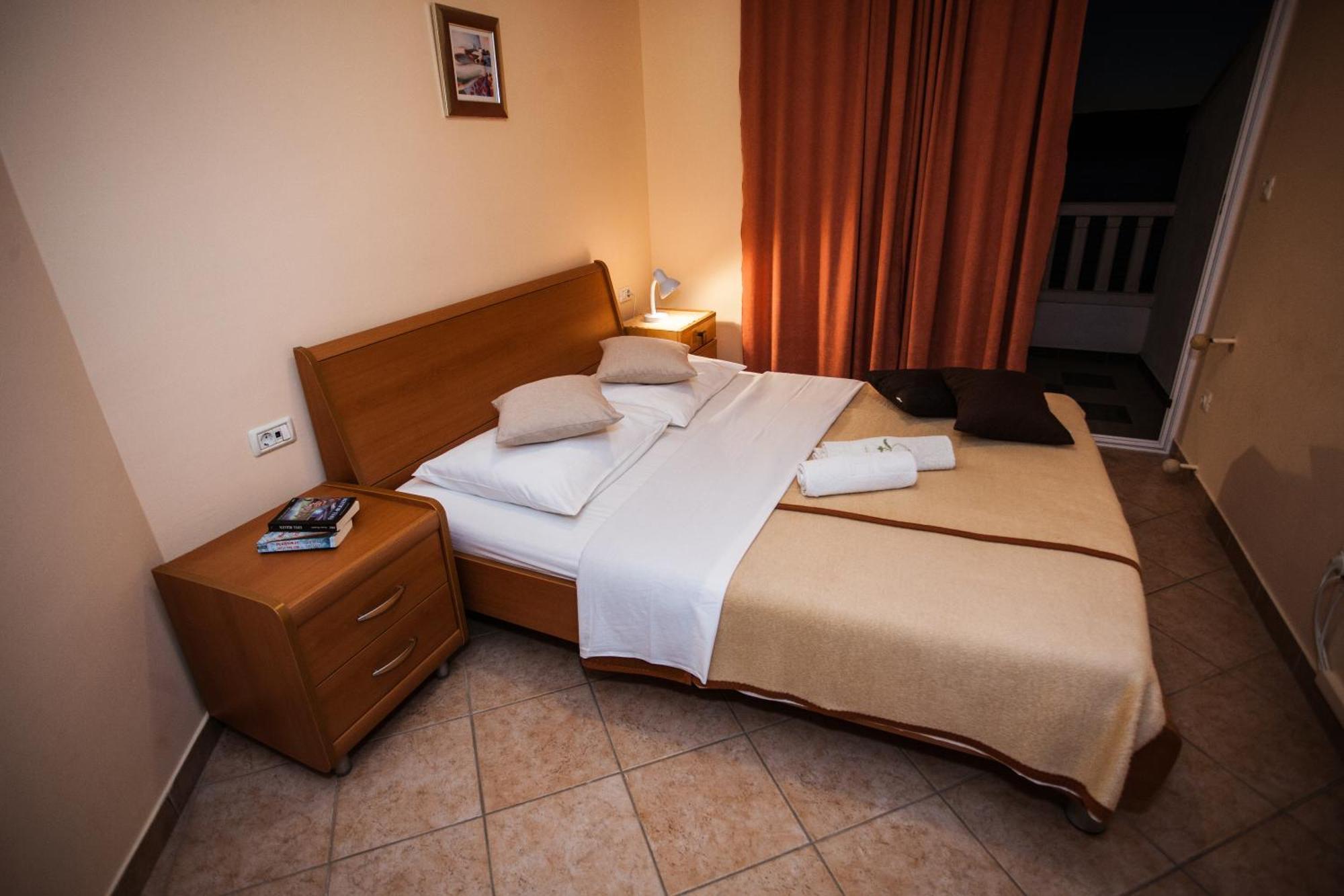 Apartments Agava-Mirjana Omiš Zimmer foto